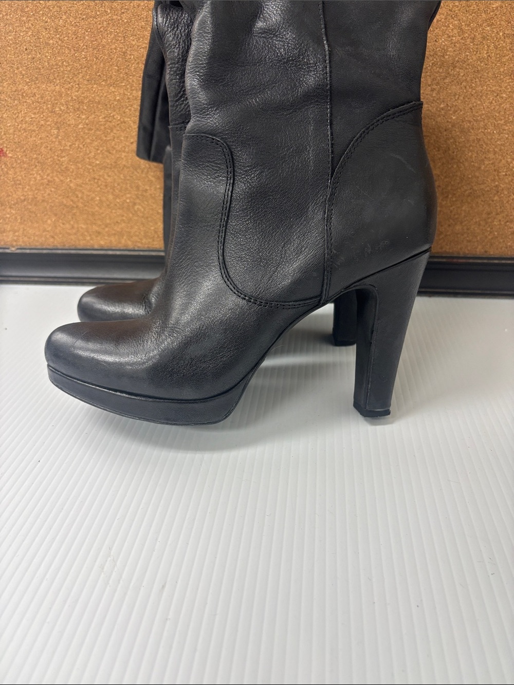 Jessica Simpson Black Leather High-Heel Knee Boots - Picture 6 of 12